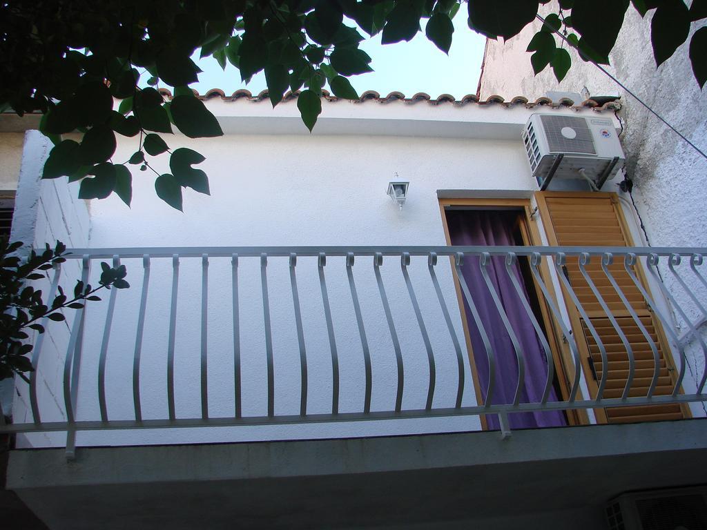 Apartman Restovic Бол Екстериор снимка