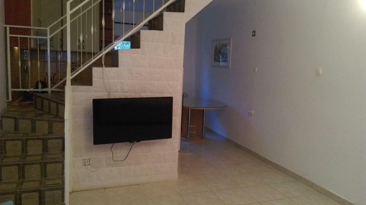Apartman Restovic Бол Екстериор снимка