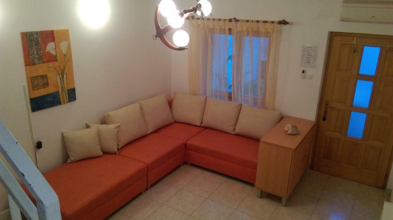Apartman Restovic Бол Екстериор снимка