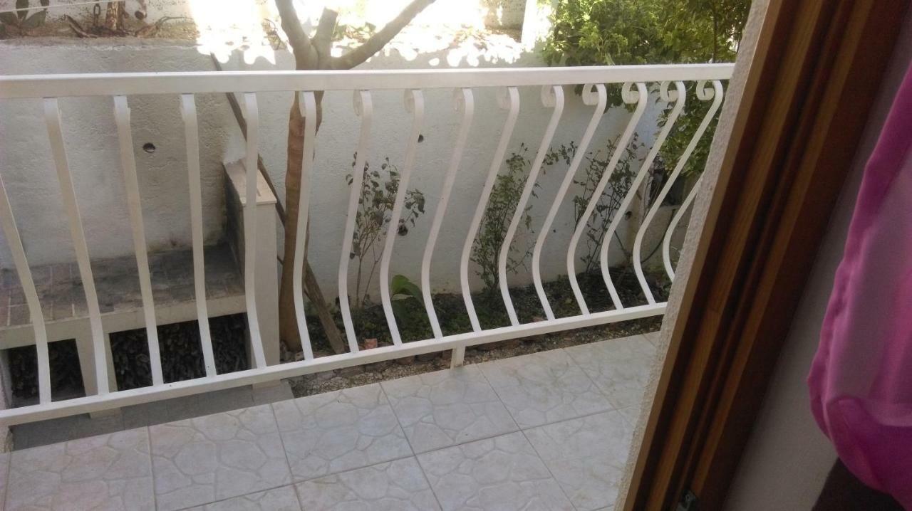 Apartman Restovic Бол Екстериор снимка