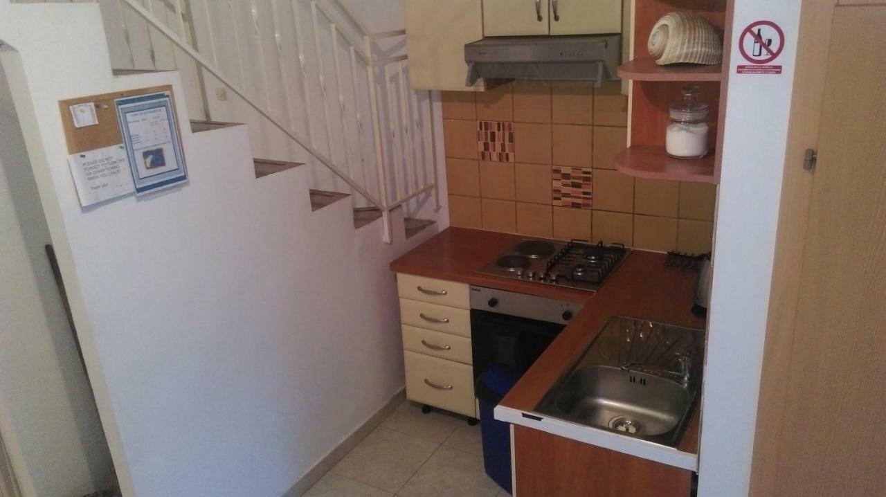 Apartman Restovic Бол Екстериор снимка
