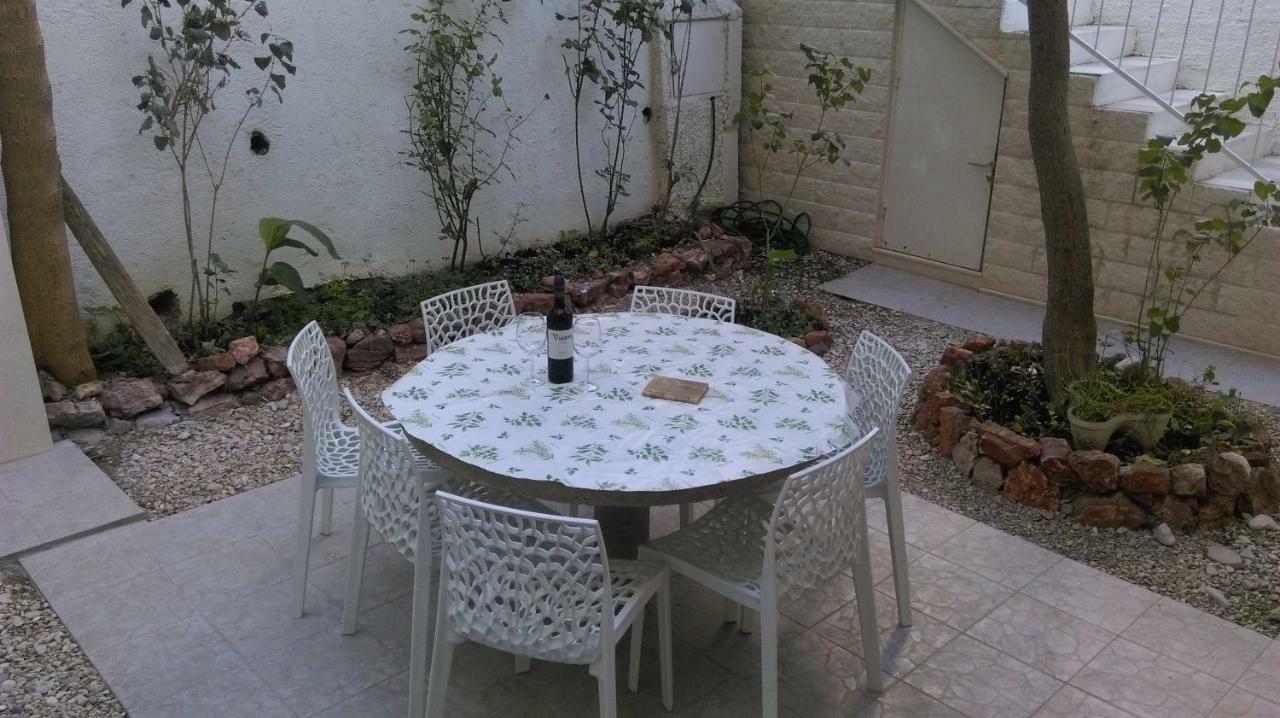 Apartman Restovic Бол Екстериор снимка