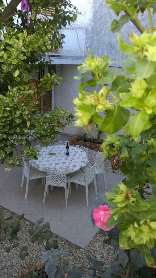 Apartman Restovic Бол Екстериор снимка