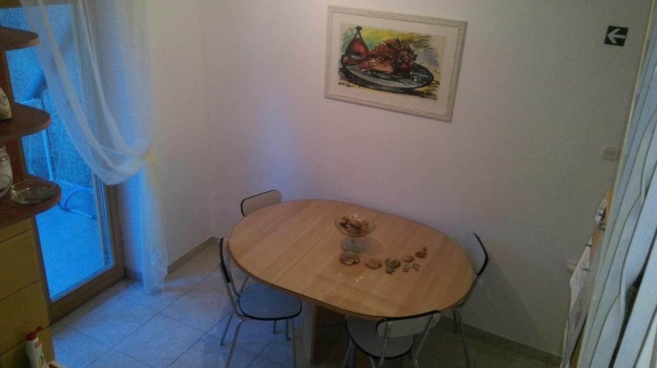 Apartman Restovic Бол Екстериор снимка