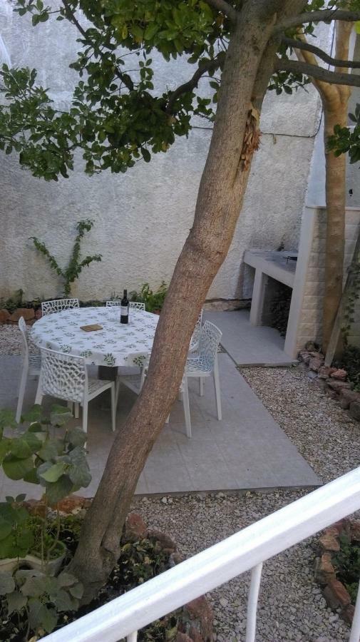 Apartman Restovic Бол Екстериор снимка