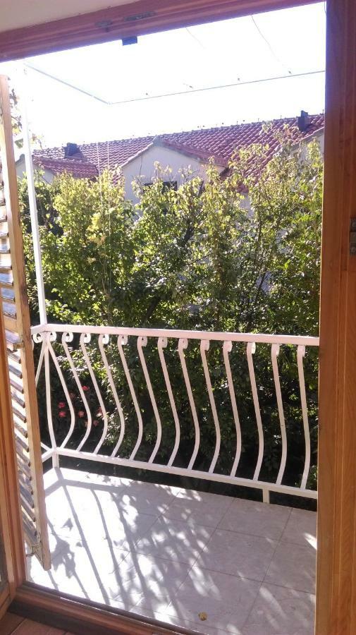 Apartman Restovic Бол Екстериор снимка